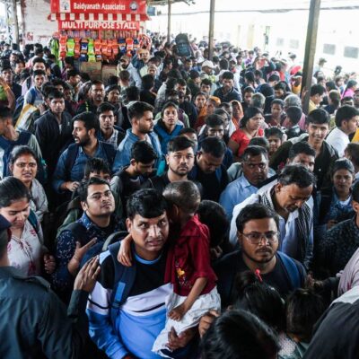 Mumbai Rail Stations to See Fewer Waitlist Crowds