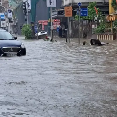 Mumbai Rains Disrupt Bandra East Commute