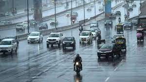 Delhi Braced for Thunderstorms with Satisfactory Air Quality