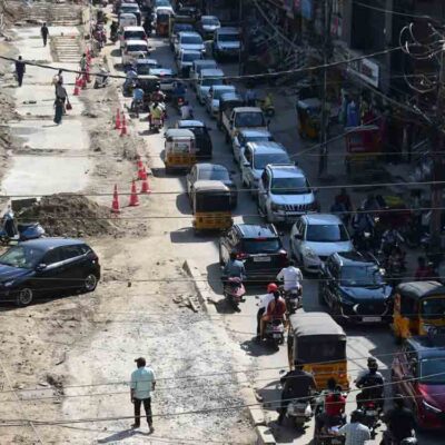 Hyderabad Ayyappa Society Residents Face 3-km Pothole, Tanker Chaos; GHMC Assures Repairs 