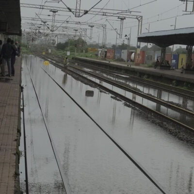 Jamshedpur region trains halted amid heavy waterlogging emergency