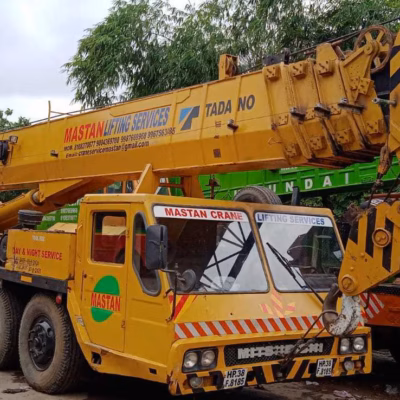 Mumbai Aarey Bridge Crane‑Truck Collision Cripples W