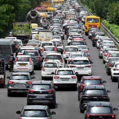 Noida Alerts Commuters on Traffic Changes