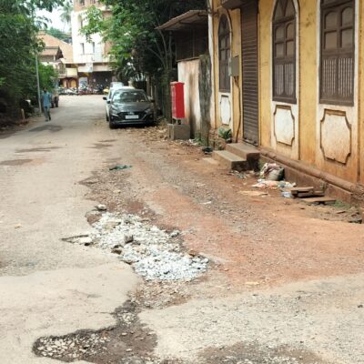 Goa’s Angod Road Crumbles in Rain, Endangering Commuters and Daily Travel