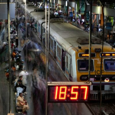 Ministry of Railways announces major reforms to train controller operations