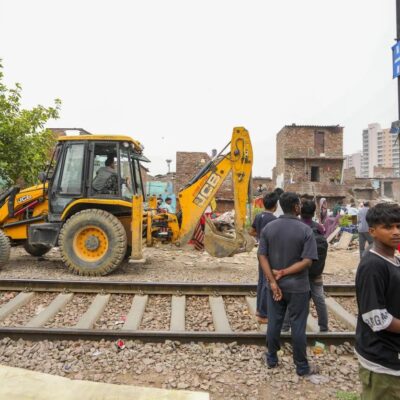 Delhi Demolishes 200 Jhuggis in Jailorwala Bagh Rehabilitation Drive