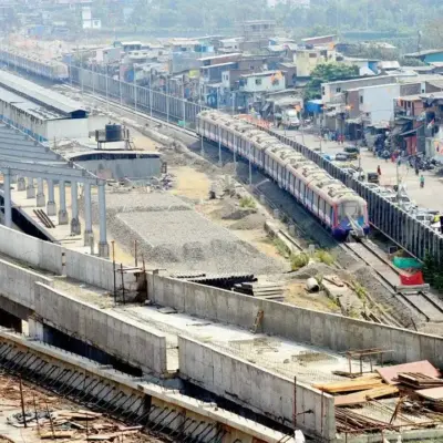 Mumbai Fines Metro Contractors for Delays Due to Manpower Shortage