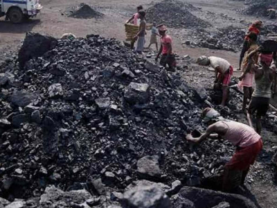 India Coal Use Rises Amid Cooking Fuel Crisis