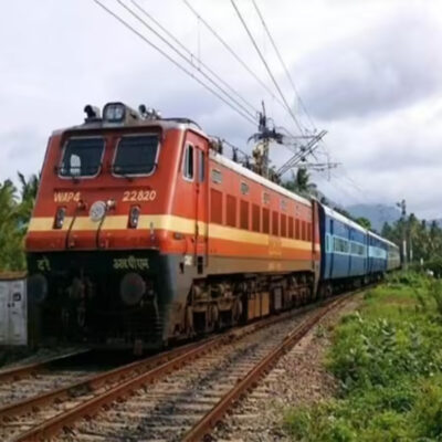 Nagpur station restricts platform entry during upgrade
