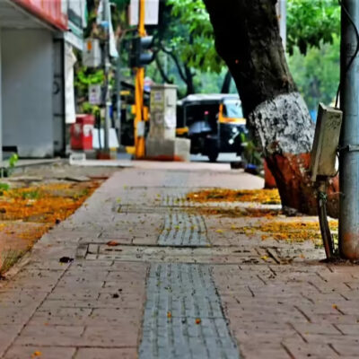 Hyderabad Encroached Footpaths Raise Pedestrian Safety Concerns