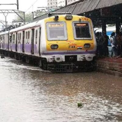 Mumbai Train Delays After Sudden Rainfall Chaos