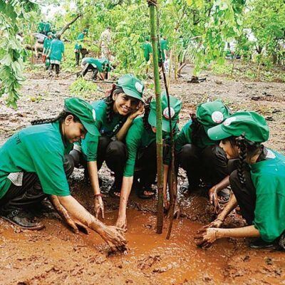 Delhi Expands Green Action Plan Plantation Drive