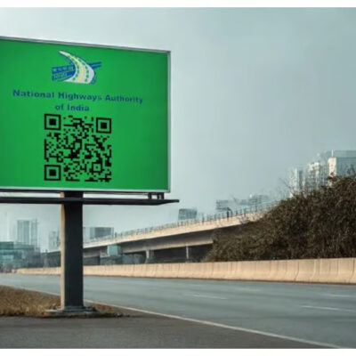 Mumbai Introduces QR Codes On Road Signboards