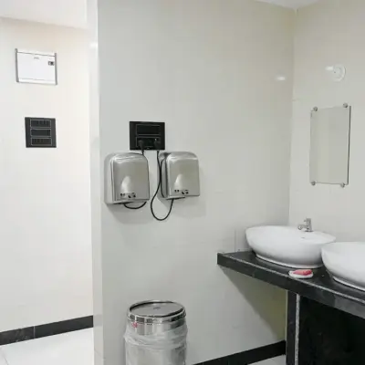 Mumbai Introduces Premium Public Toilets At Major City Locations