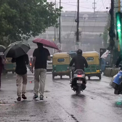 Delhi March Weather Extremes Raise Pollution Concerns