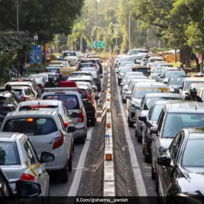 Delhi Restricts Entry Of Older Vehicles