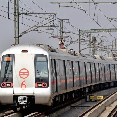 Delhi Metro Safety Campaign Targets Escalator Risks