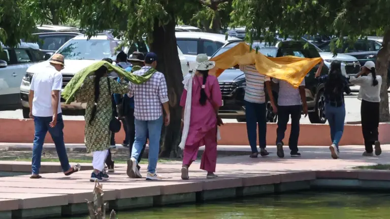 Delhi NCR Heatwave Threat Strains Public Health