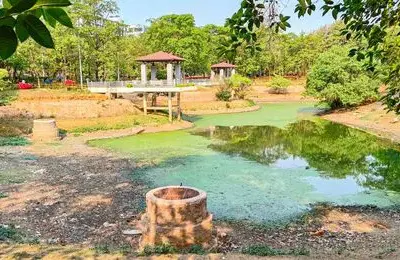 Hyderabad’s KLN Yadav Park Lake Faces Collapse as Heat and Neglect Take Toll