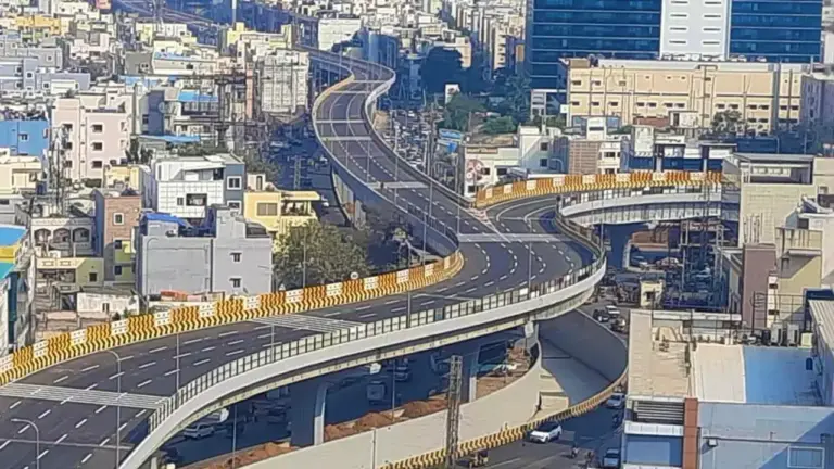 Hyderabad’s flyover boom hides shrinking road capacity