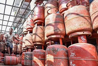 Hyderabad LPG Price Surge Deepens Household Cost Pressures