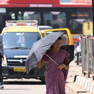 Mumbai Weather Update Shows Warm Humid Conditions