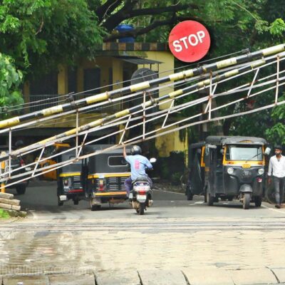 Kochi Rail Crossing Offenders Risk Licence Suspension