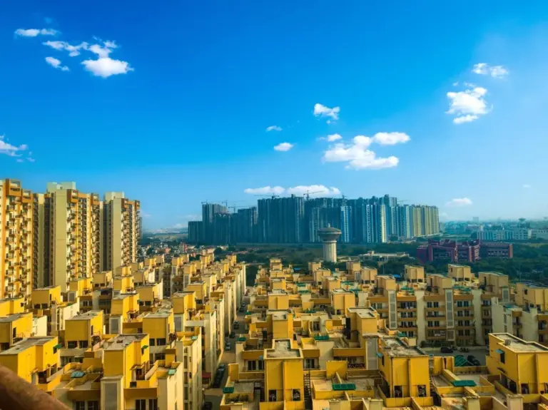 Noida Retail Expansion Follows Corporate Growth