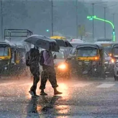 Pune Thunderstorm Activity Intensifies Across Maharashtra