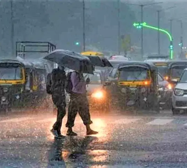 Pune Thunderstorm Activity Intensifies Across Maharashtra