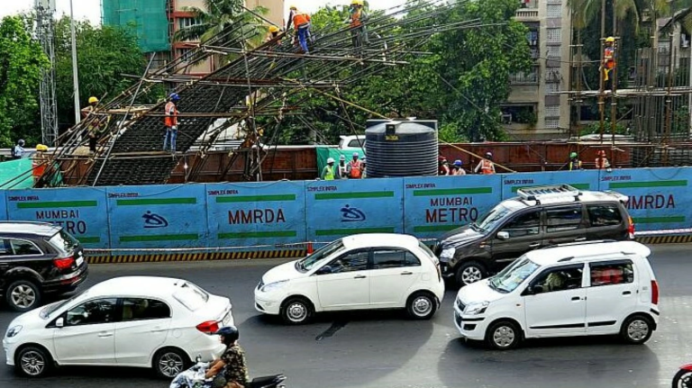 Mumbai Metro Barricade Removal Eases Monsoon Traffic
