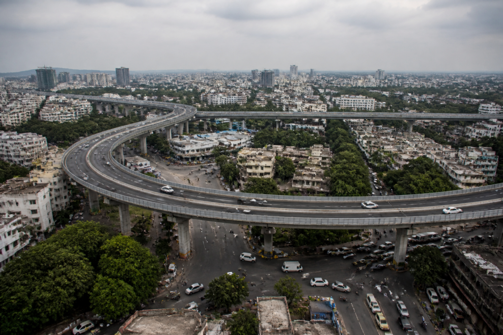Proposed Pune HCMTR elevated ring road corridor represented in an urban Pune infrastructure setting
