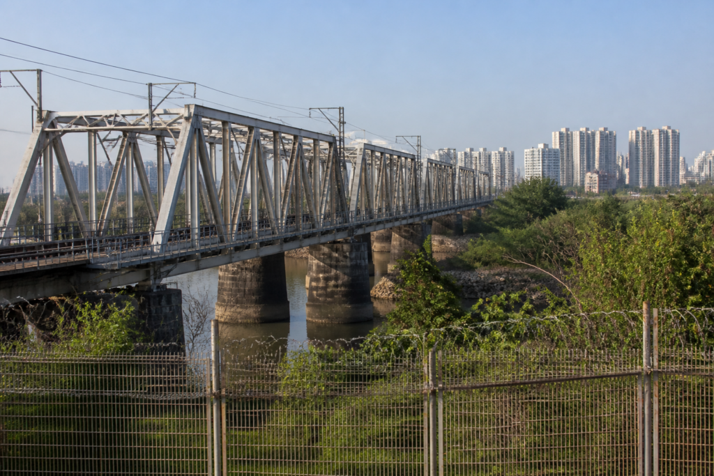 Railway infrastructure at the Bhayandar-Naigaon creek bridge in the Vasai-Virar region
