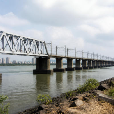 Bhayandar-Naigaon creek bridge and its restricted railway infrastructure