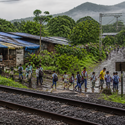 Railway bridge and settlement near Vaitarna and Vadhiv, where a proposed bridge aims to improve safe access for residents and schoolchildren