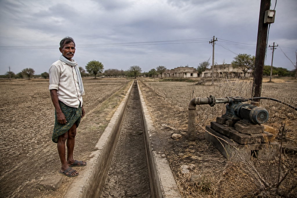 Palamuru migration concerns linked to dry farmland and irrigation infrastructure in Telangana