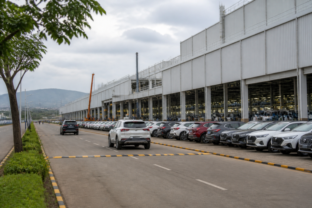 Hyundai Pune plant investment and expanded automotive manufacturing facility in Maharashtra