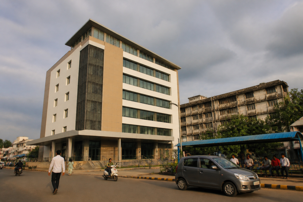 Maharashtra Warehousing Corporation Pune office building near the Market Yard