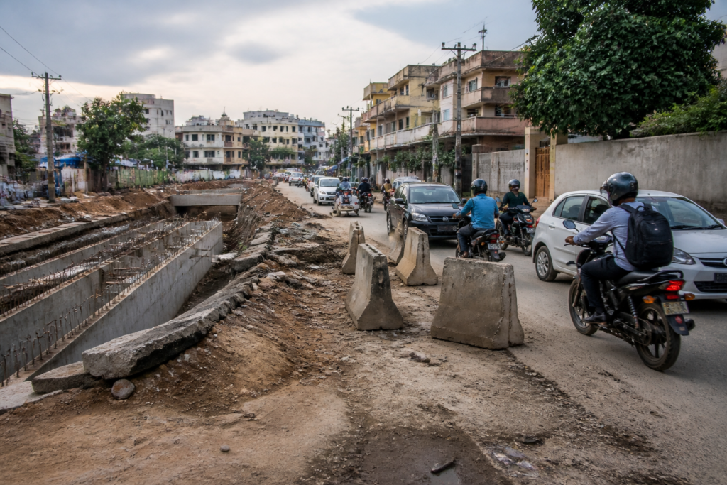 Jakkur-Amruthahalli road closure causing traffic congestion in Bengaluru