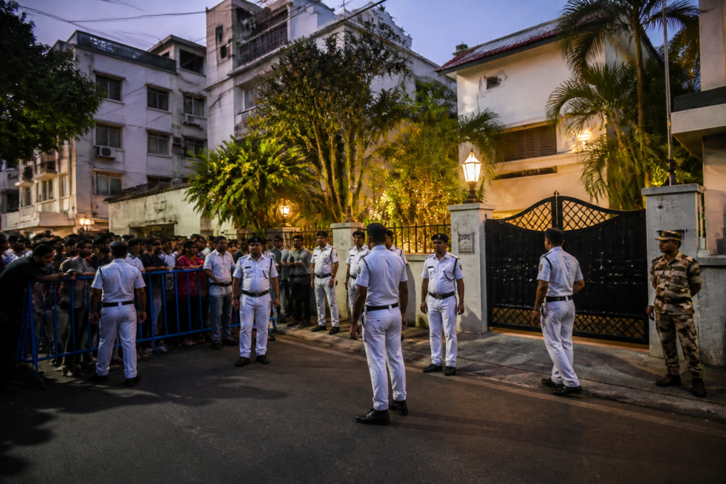 Kolkata Police personnel outside Mamata Banerjee’s Kalighat residence
