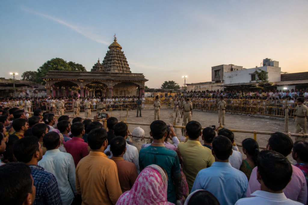 Morgaon Mayureshwar Dasara celebration area with devotees and temple surroundings in Pune district