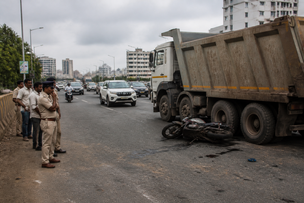 Mumbai road crash scene on the Western Express Highway in Borivali East