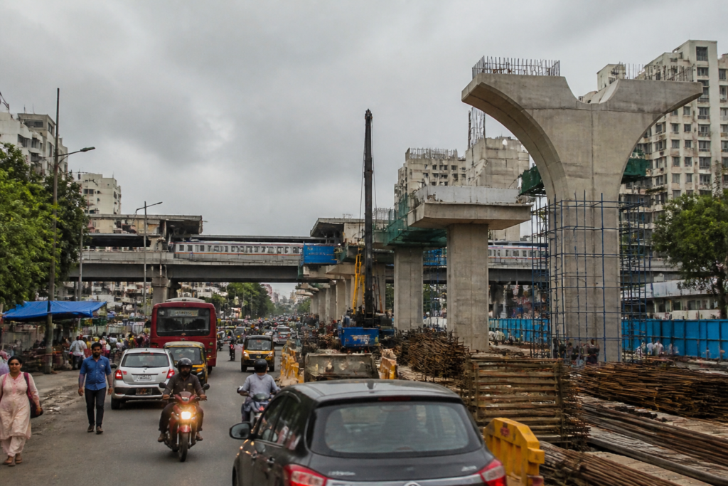 JVPD flyover construction corridor in Mumbai near Juhu and surrounding roads