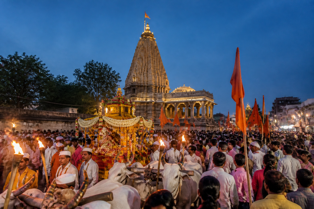 Morgaon Dussehra festival procession with decorated bullock carts near the Mayureshwar temple