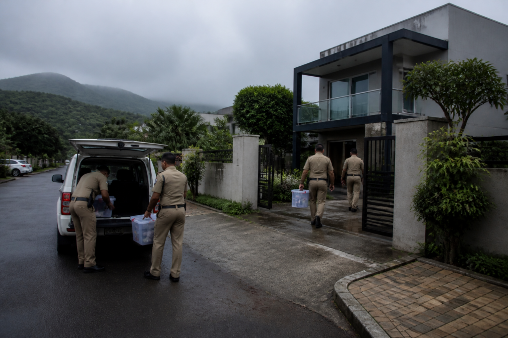 Police raid linked to an alleged Lonavala illegal call centre operating from a villa