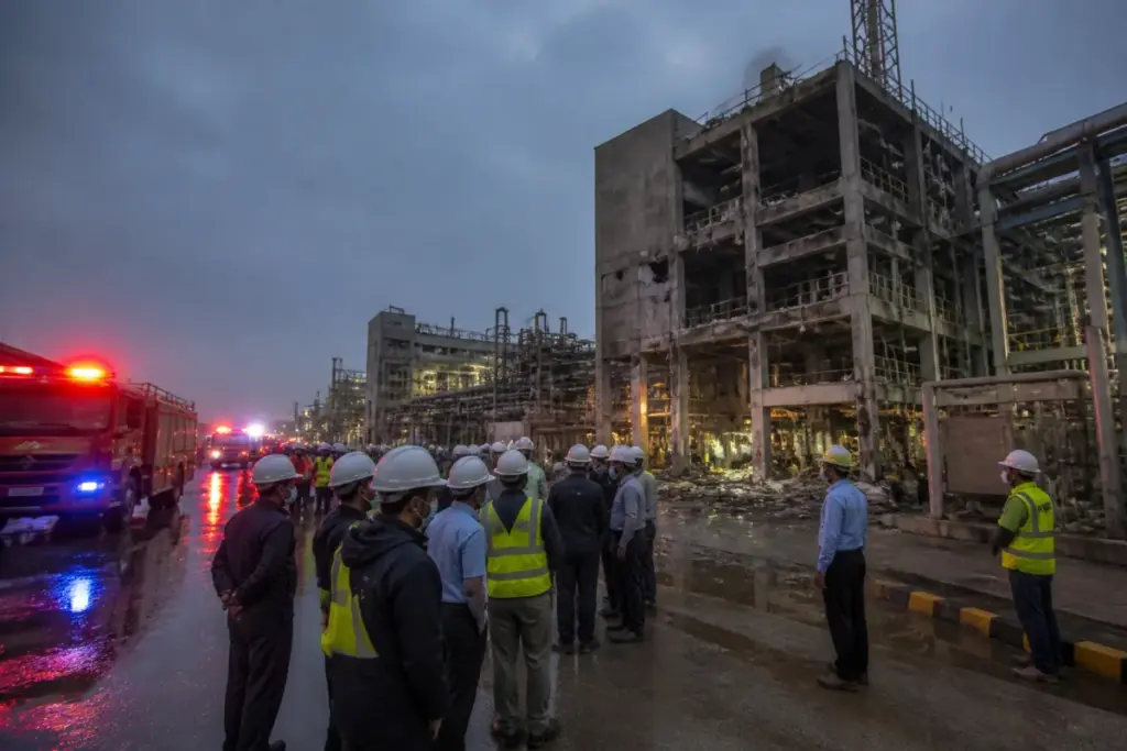 Emergency response at a Bharuch chemical plant after a fatal industrial blast