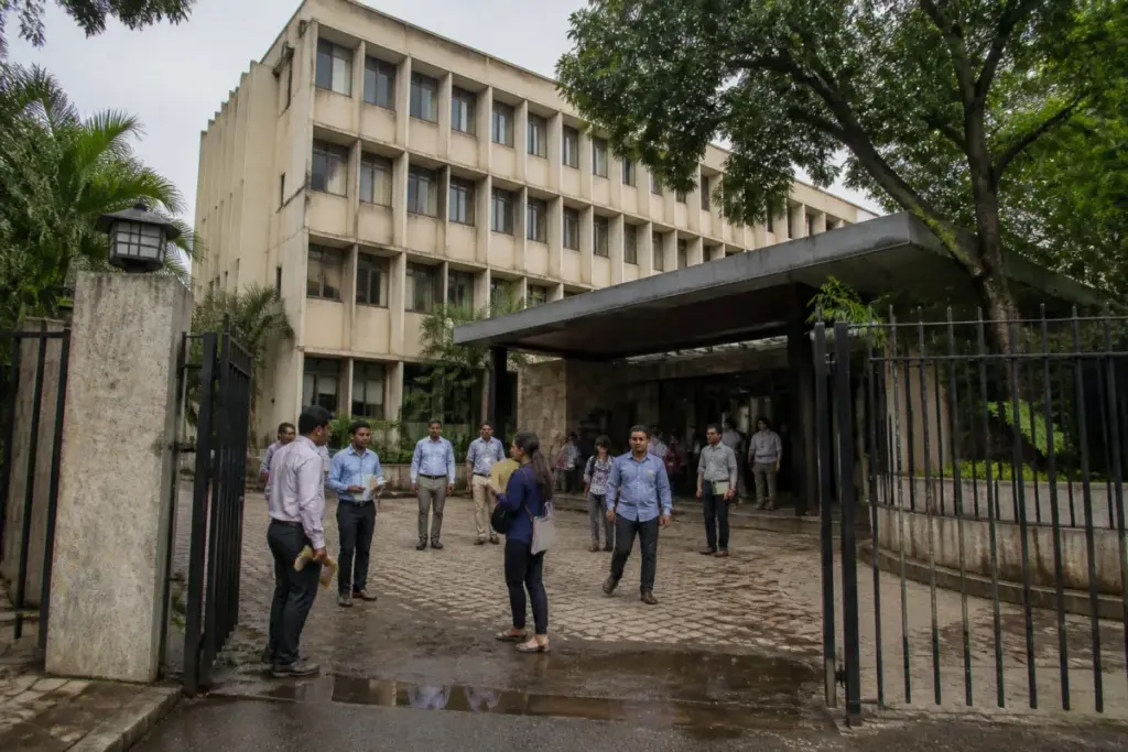 MPSC chairman change amid an inquiry into alleged examination paper leaks in Maharashtra