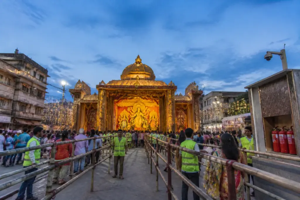 Durga Puja pandal safety arrangements and crowd-control measures in Hazaribag