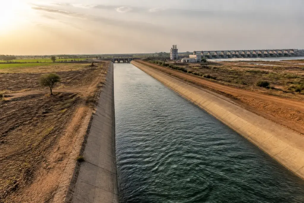 Godavari-Cauvery link project map concept showing Telangana and Andhra Pradesh water routes