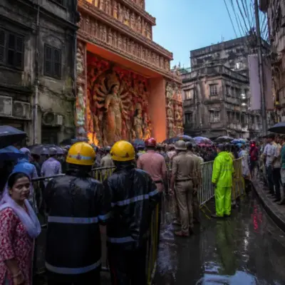 Crowd outside the Chorbagan Durga Puja pandal in Kolkata after a reported stampede